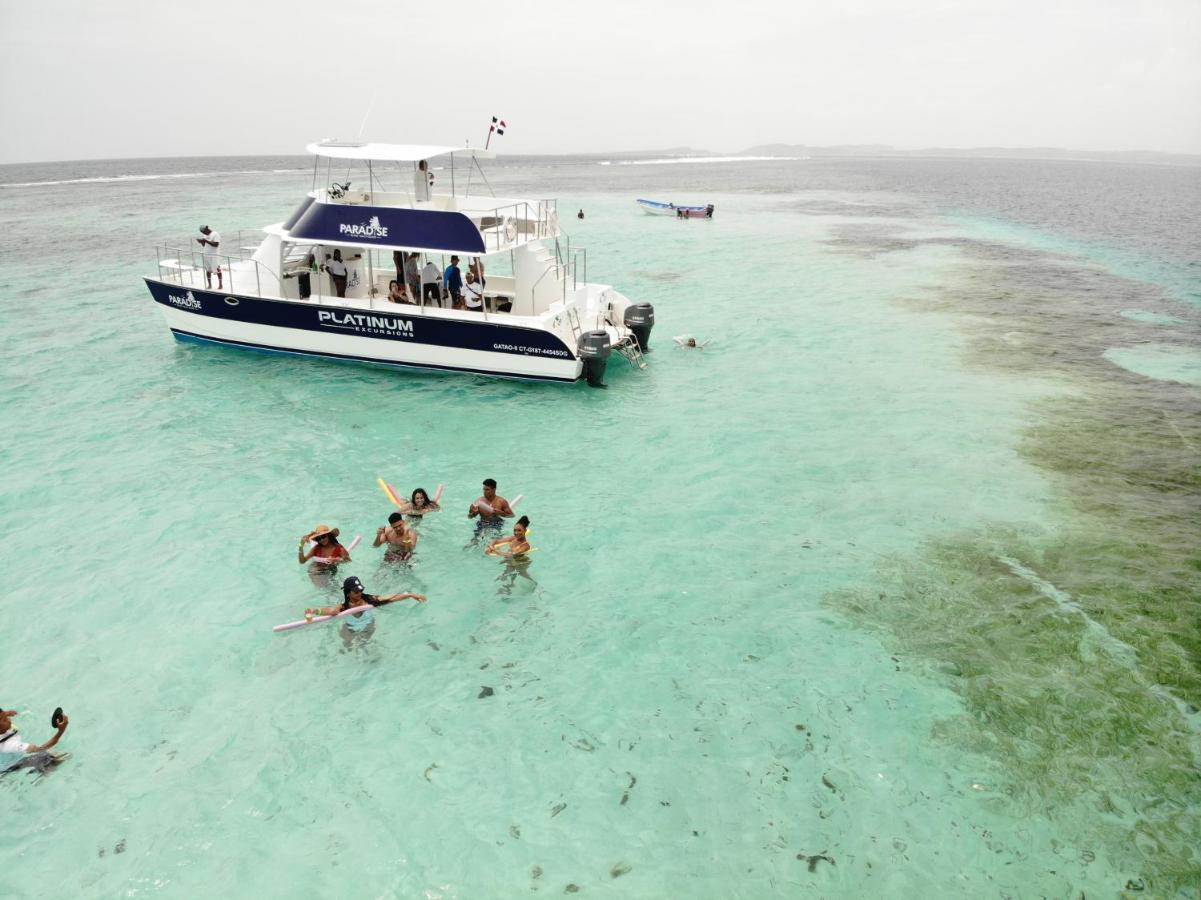 Paradise Island Beach Resort Punta Rucia Buitenkant foto