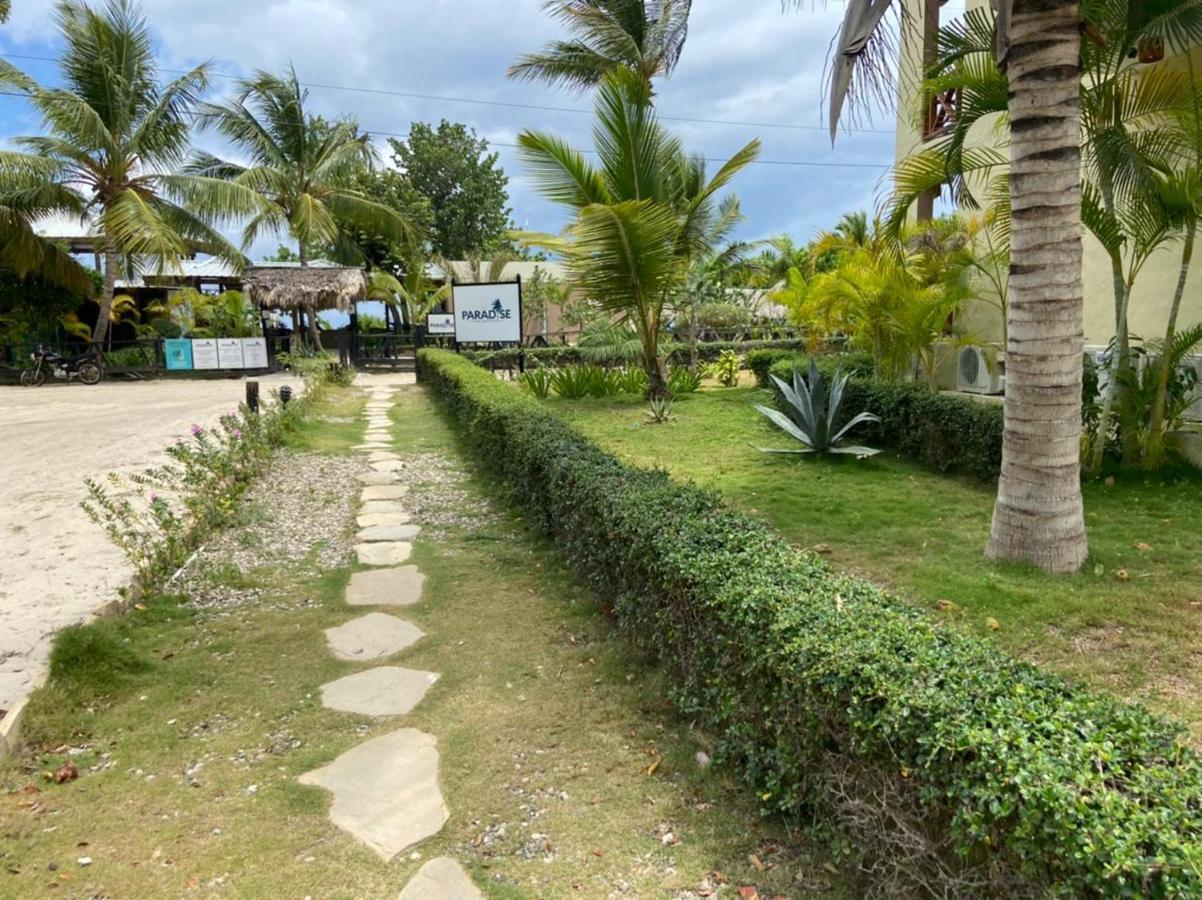Paradise Island Beach Resort Punta Rucia Buitenkant foto