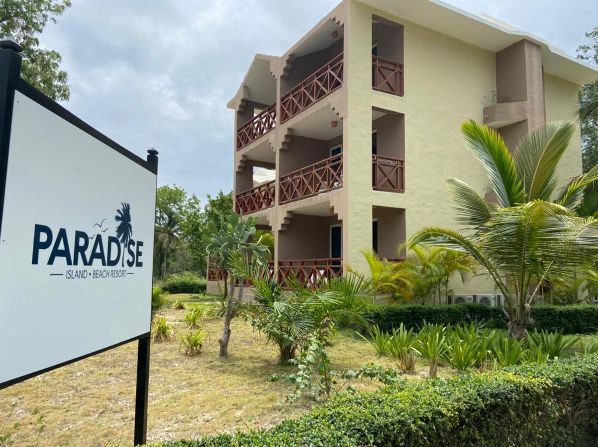 Paradise Island Beach Resort Punta Rucia Buitenkant foto