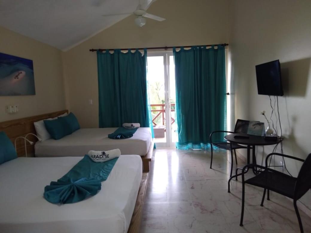 Paradise Island Beach Resort Punta Rucia Buitenkant foto