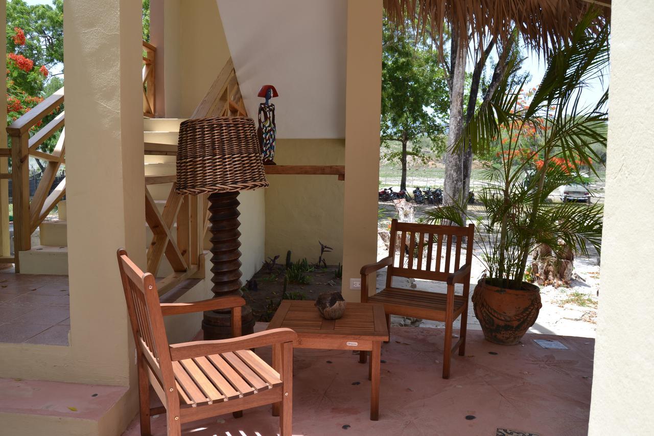 Paradise Island Beach Resort Punta Rucia Buitenkant foto